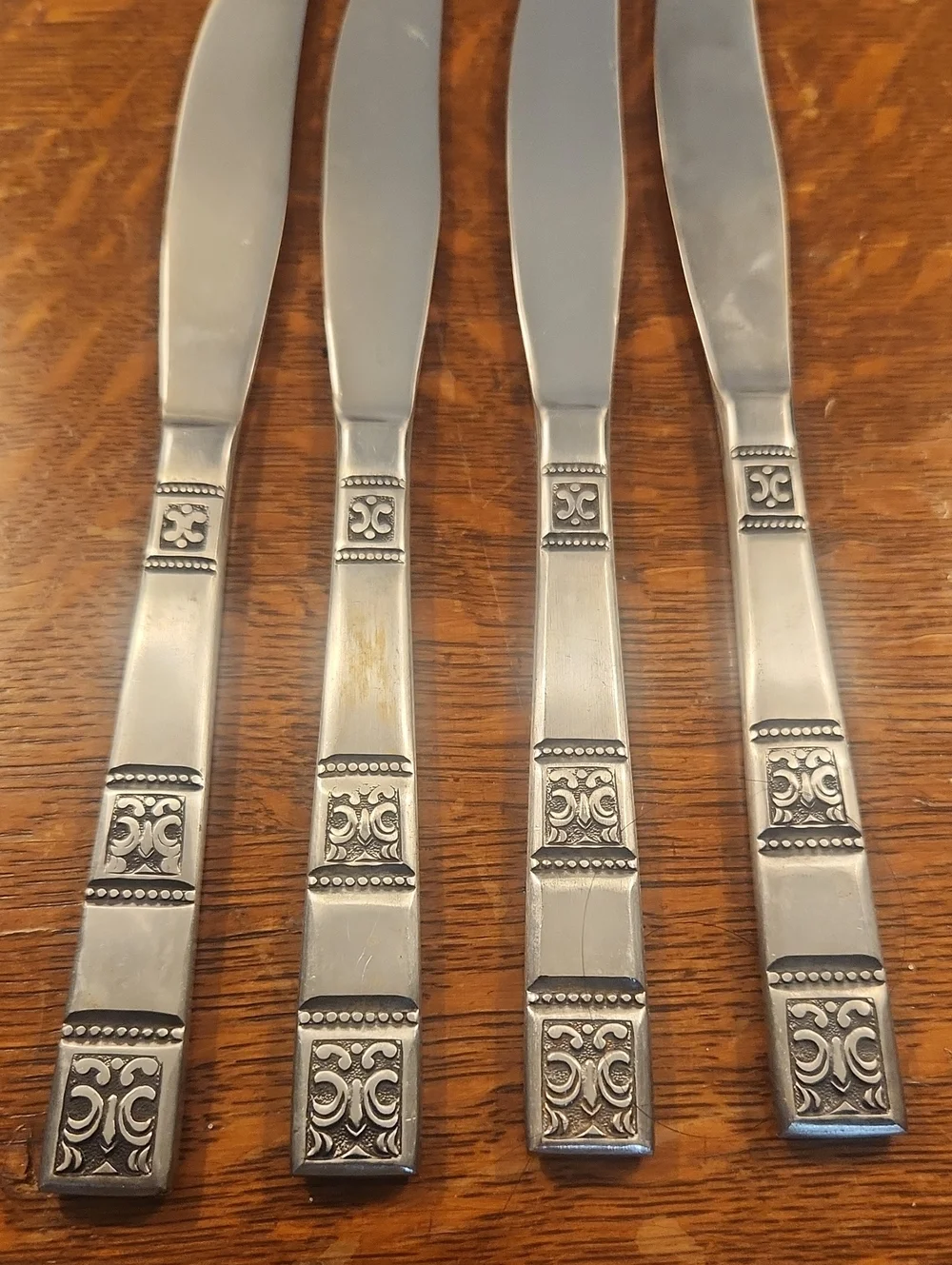 Vintage Towle SSC Stainless Flatware - Replacement Dinner Knives (Set of 4)